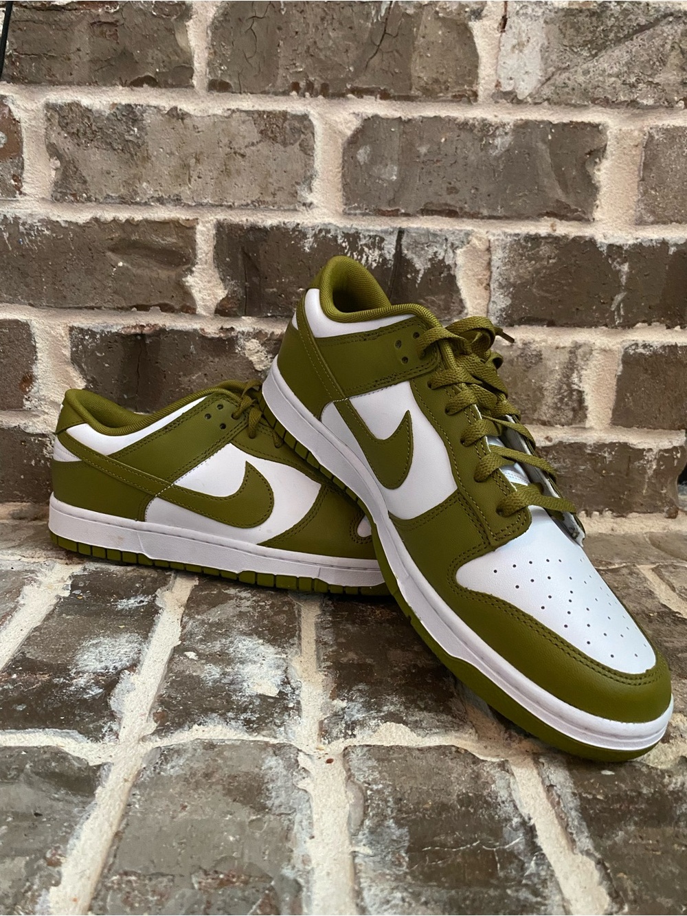 Nike Dunk Low sneakers in the "Pacific Moss" colorway
